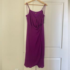 Vince Camuto wrap midi dress medium NWT